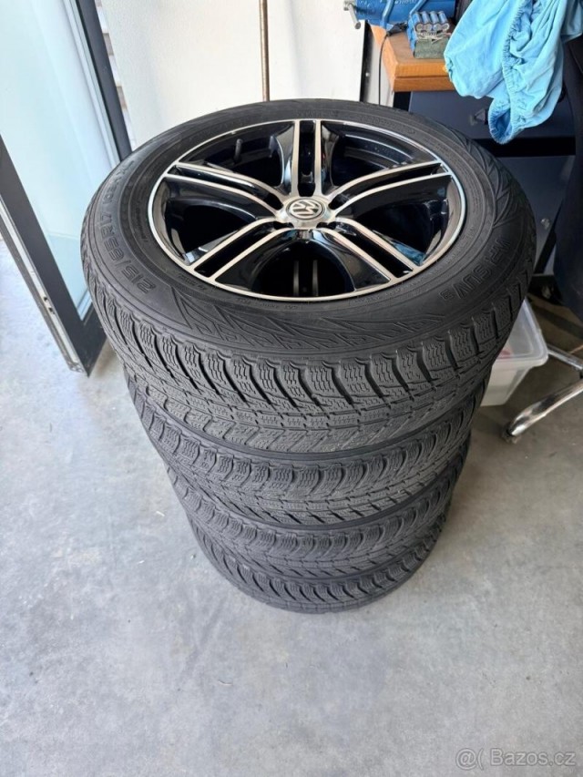 Volkswagen Tiguan 2,0   TDI 4x4 DSG 7 webasto