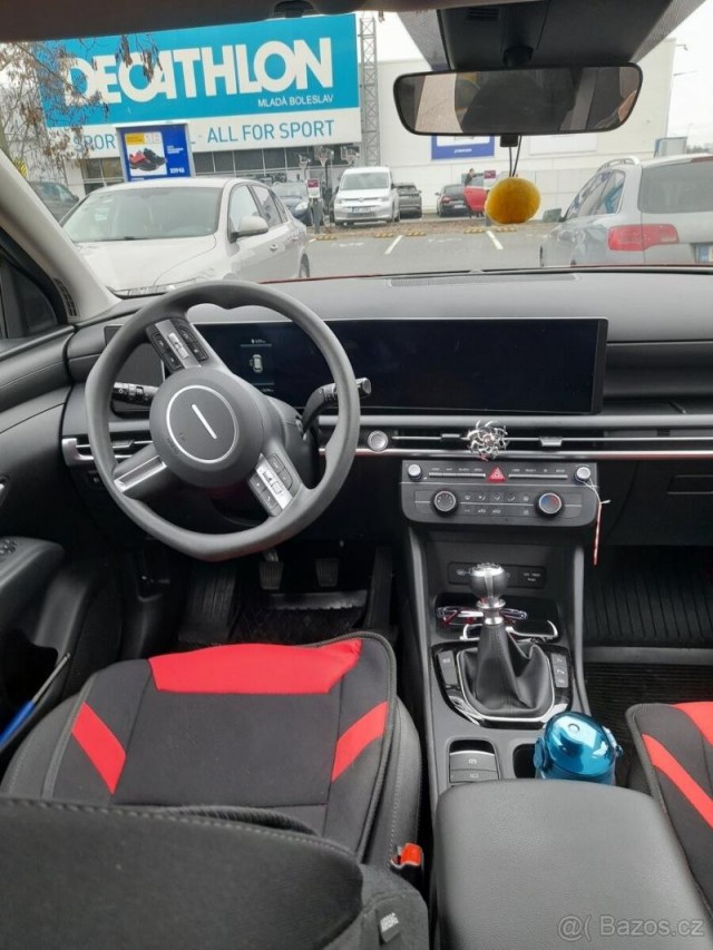 Hyundai Tucson 1,6   Podej auta
