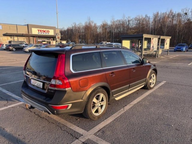 Volvo XC70 2,4   AWD, td, 133 kw, 4x4