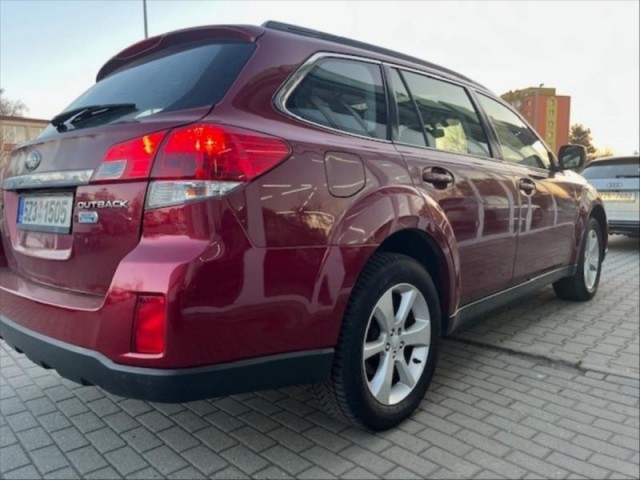 Subaru Outback 2,0   110 kW AWD AUTOMAT, kůže