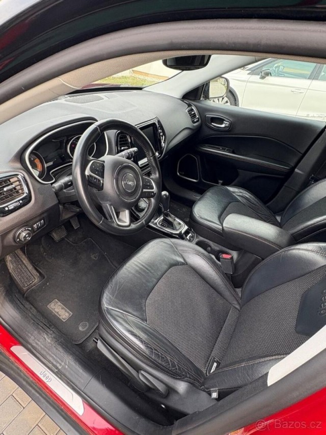 Jeep Compass 2,0   12/2017 D limited 4x4 1.