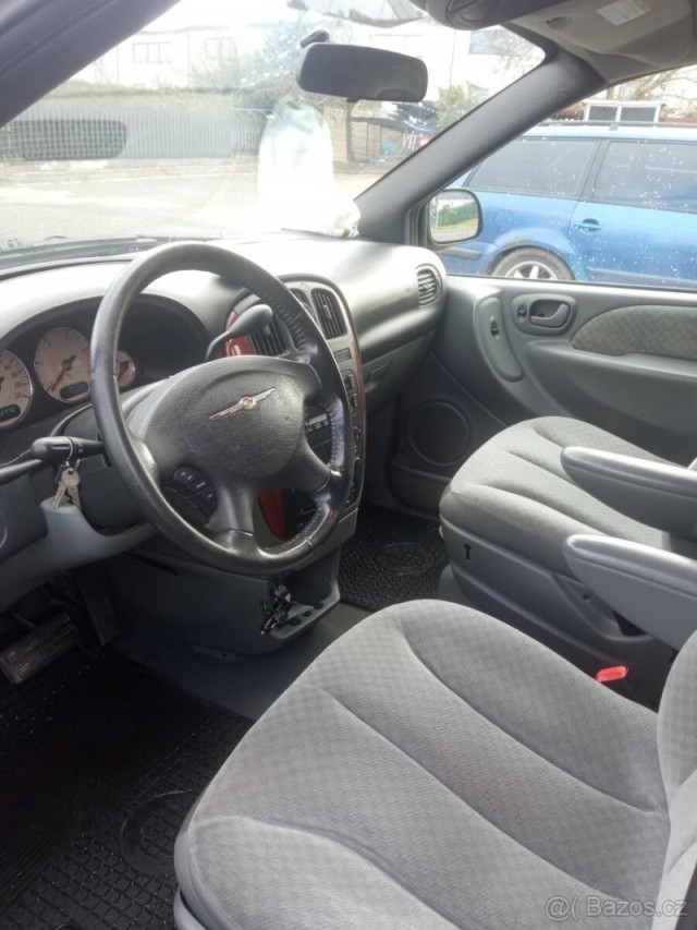 Chrysler Voyager 2,8   IV, CRD, r.v. 2005