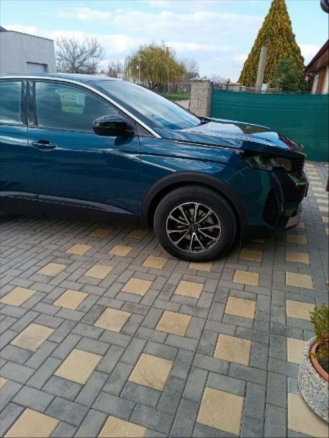 Peugeot 3008 1,2   Prodám