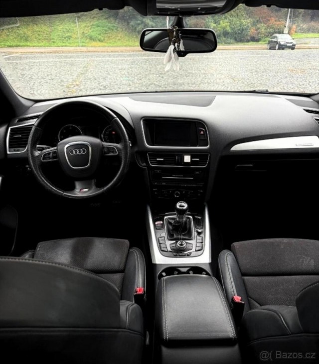 Audi Q5 2,0   Quattro S-line, 2010,Pan