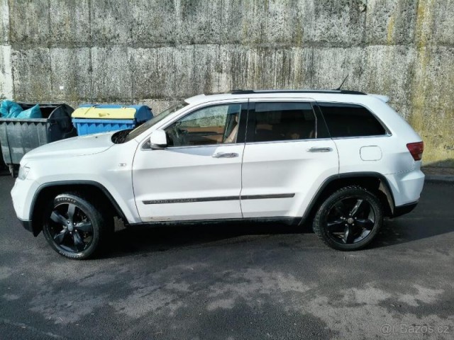 Jeep Grand Cherokee 3,0   CRD 177KW ROK 2013 OVERL