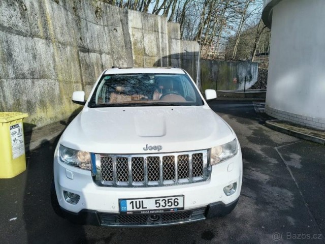 Jeep Grand Cherokee 3,0   CRD 177KW ROK 2013 OVERL