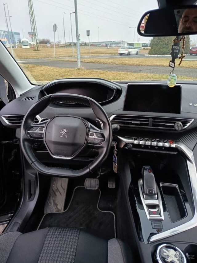 Peugeot 3008 1,5   HDI