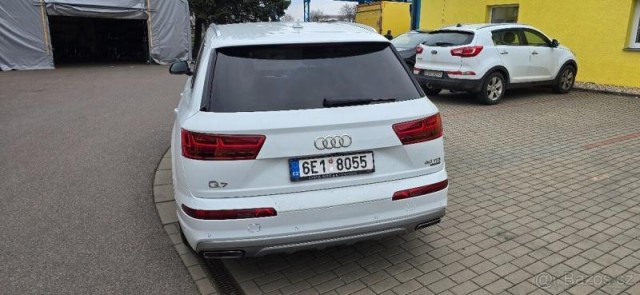 Audi Q7 50 TDI 210 kW quattro TOP stav