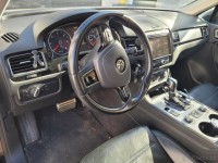 Volkswagen Touareg 3,0   TDi V6 193kw 4M R-LINE