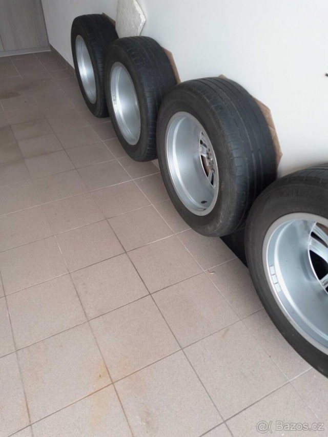 Audi Q3 4x4-benzin-140kW-tažné-2019