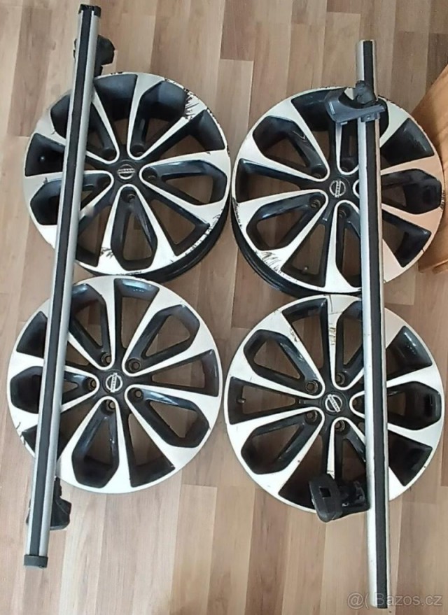 Nissan Qashqai 1,6   dci 96 kW PANORAMA