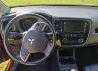 Mitsubishi Outlander 2,2   nízká spotřeba, 4x4, 7 m