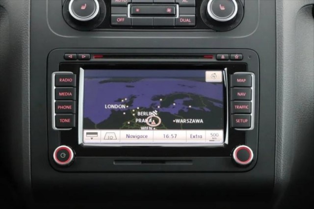 Volkswagen Tiguan 1,6   TDI 77 kW DSG7