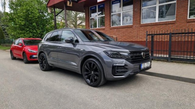 Volkswagen Touareg 3,0   12/2021 86 tis. km