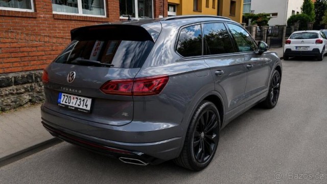 Volkswagen Touareg 3,0   12/2021 86 tis. km