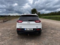Jeep Cherokee 2,0   183 557km, + letní kola