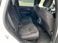 Jeep Cherokee 2,0   183 557km, + letní kola