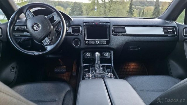 Volkswagen Touareg 3,0   TDI 193KW Top stav