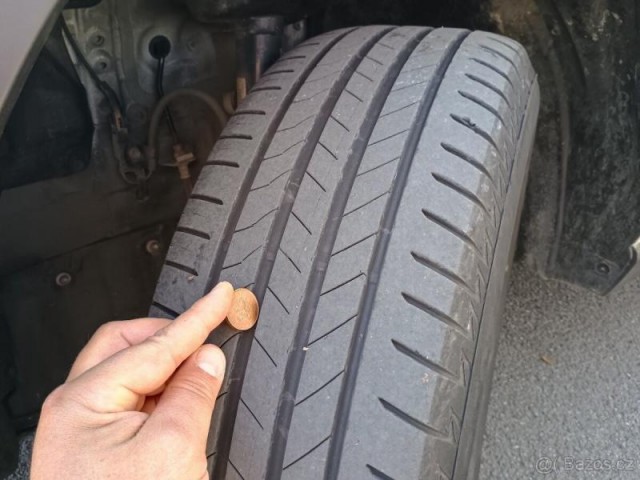 Toyota RAV4 2,5