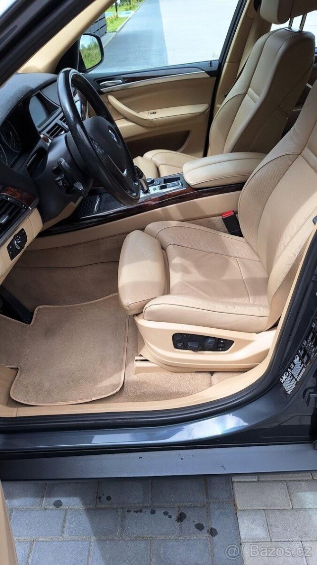 BMW X5 xDrive 180kW pravidelně servis