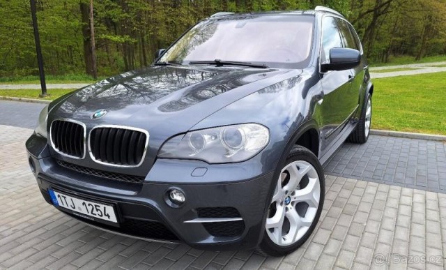 BMW X5 xDrive 180kW pravidelně servis