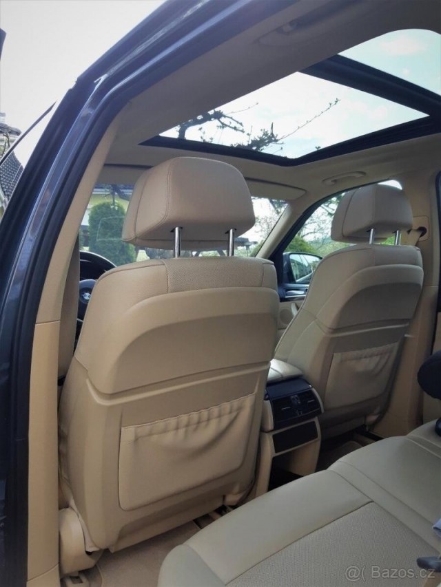 BMW X5 xDrive 180kW pravidelně servis