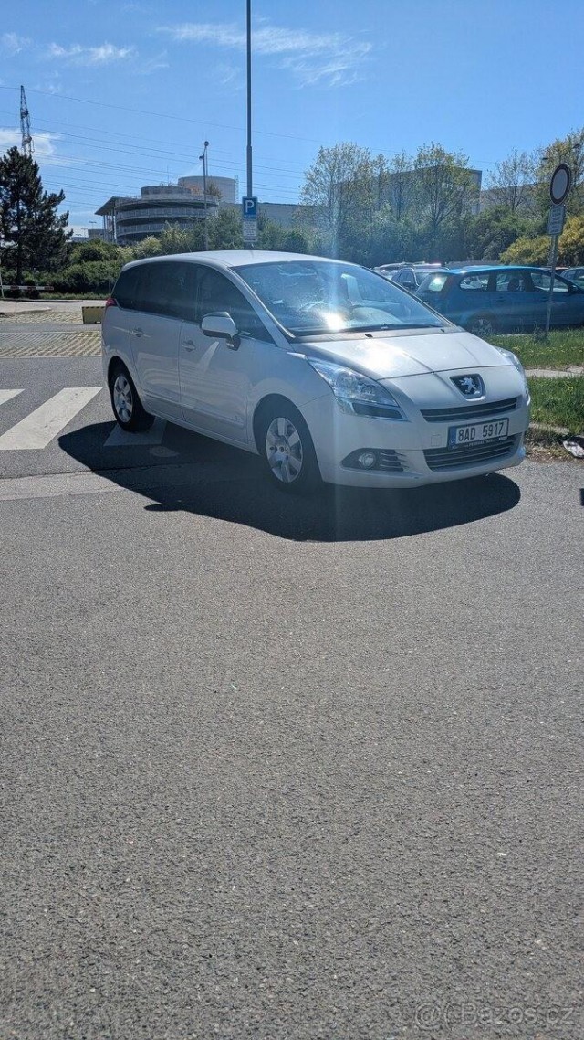 Peugeot 5008 2,0   Hdi , r.v.2013