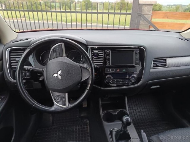 Mitsubishi Outlander 2,3   Di-D 110kw 9/2014 -