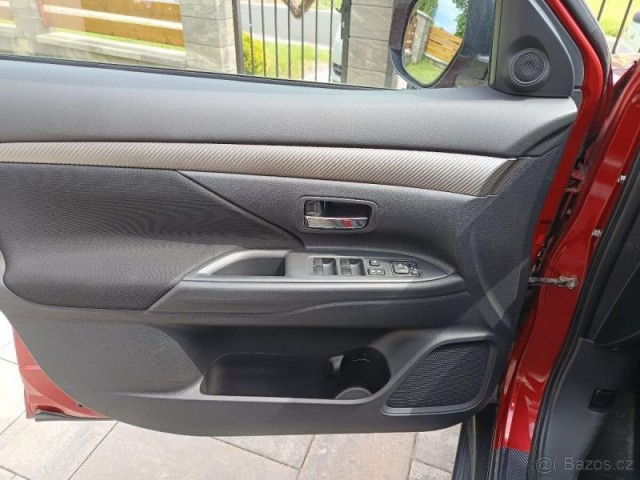 Mitsubishi Outlander 2,3   Di-D 110kw 9/2014 -
