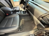 Toyota Hilux invicible v plné výbavě