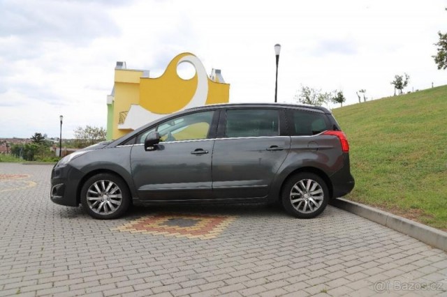 Peugeot 5008 2,0   HDI 120 kw