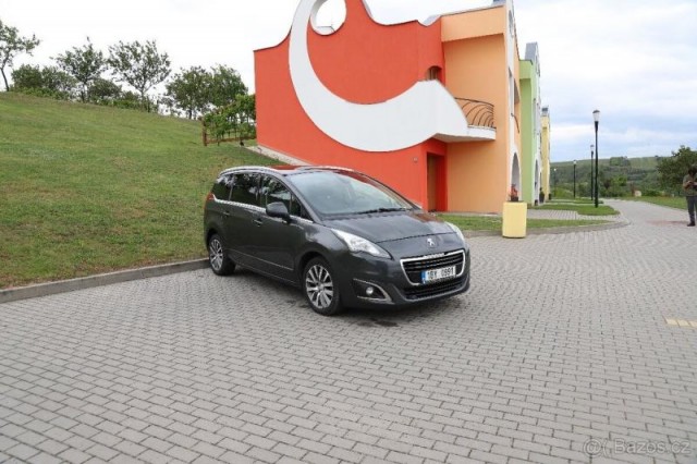 Peugeot 5008 2,0   HDI 120 kw