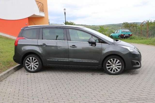 Peugeot 5008 2,0   HDI 120 kw