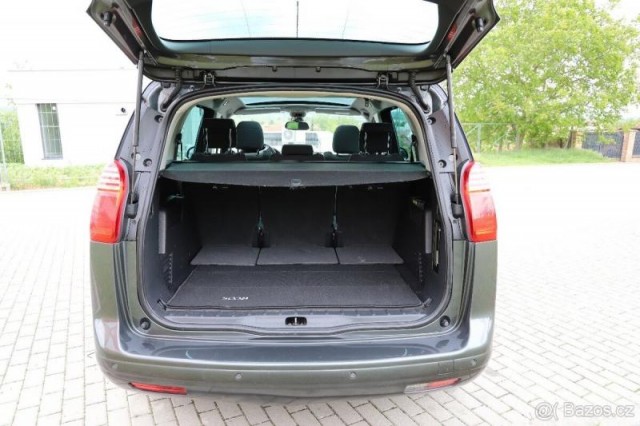 Peugeot 5008 2,0   HDI 120 kw