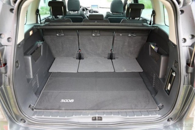 Peugeot 5008 2,0   HDI 120 kw
