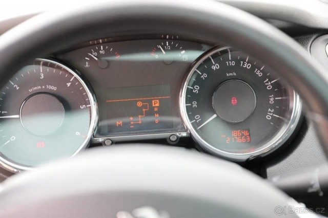 Peugeot 5008 2,0   HDI 120 kw