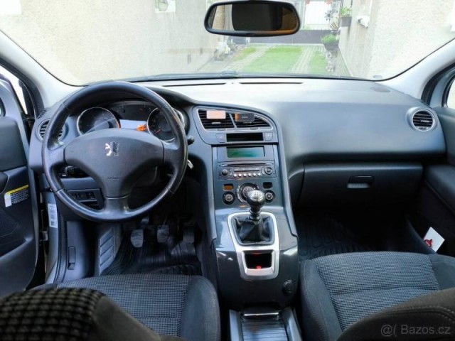 Peugeot 5008 1,6   r. výr 2010,nafta - Hdi,