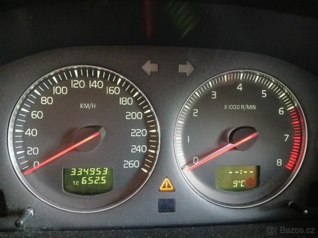 Volvo XC90 2,9   V6 200Kw 7 míst