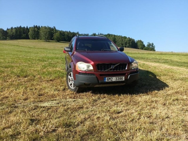 Volvo XC90 2,9   V6 200Kw 7 míst