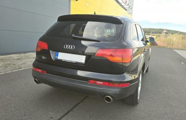 Audi Q7 3,0   Q7 S-LINE TDI