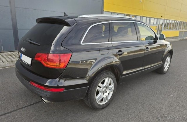 Audi Q7 3,0   Q7 S-LINE TDI