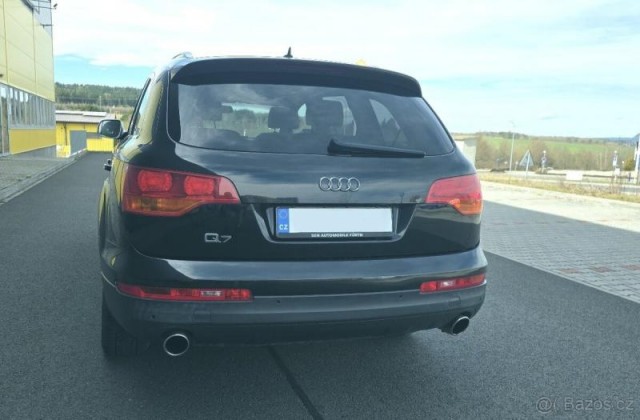 Audi Q7 3,0   Q7 S-LINE TDI