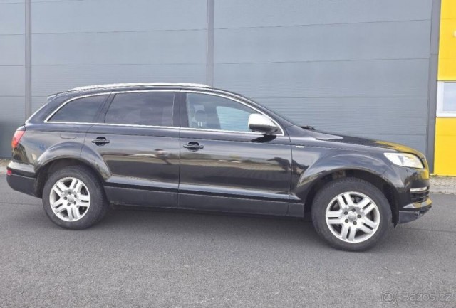 Audi Q7 3,0   Q7 S-LINE TDI