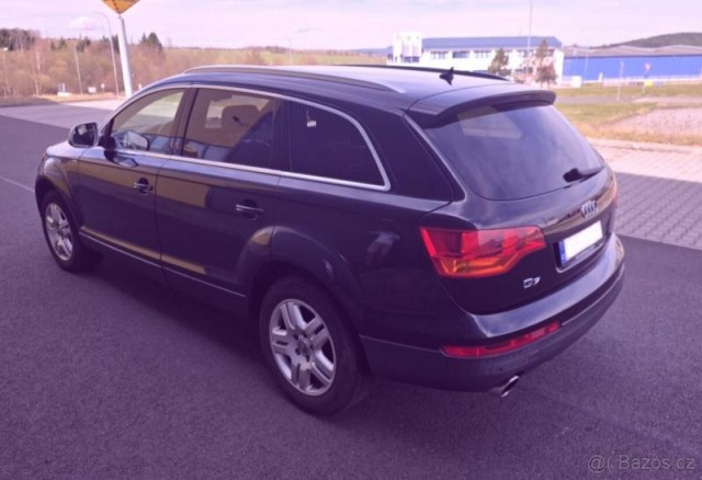 Audi Q7 3,0   Q7 S-LINE TDI