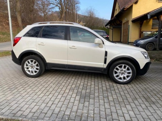 Opel Antara 2,4   benzín/LPG
