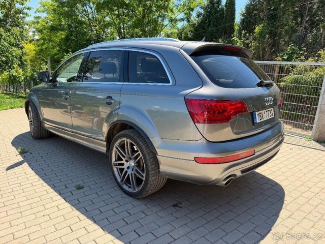 Audi Q7 4,2   V8 TDI 250kw model 2012