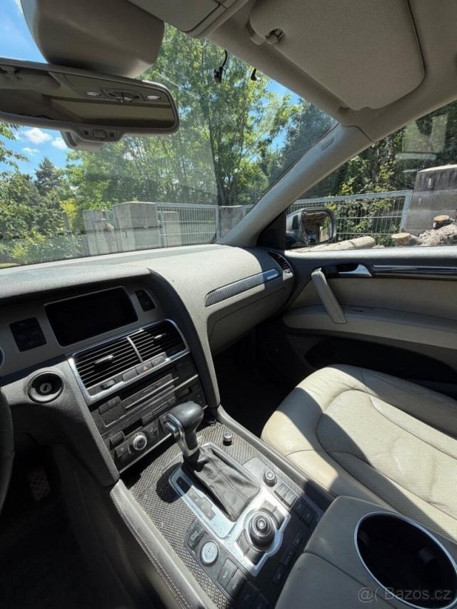 Audi Q7 4,2   V8 TDI 250kw model 2012