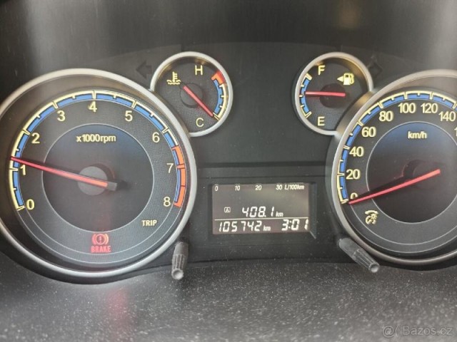 Suzuki SX4 1,6   105742 km,STŘÍBRNÁ METAL