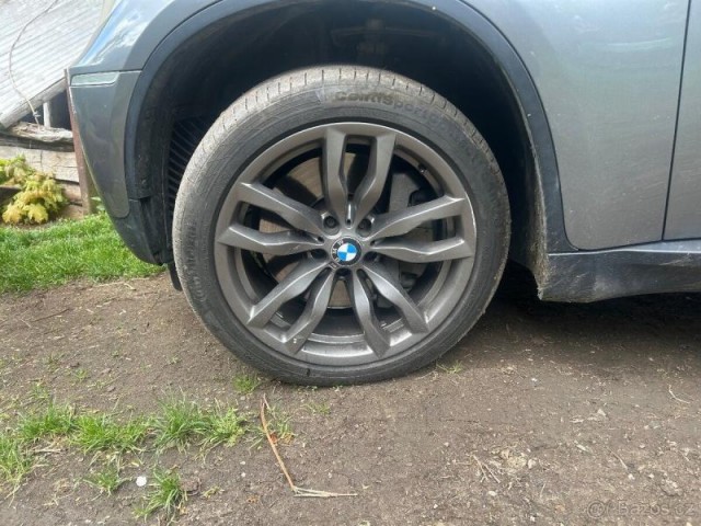 BMW X6 . M50d