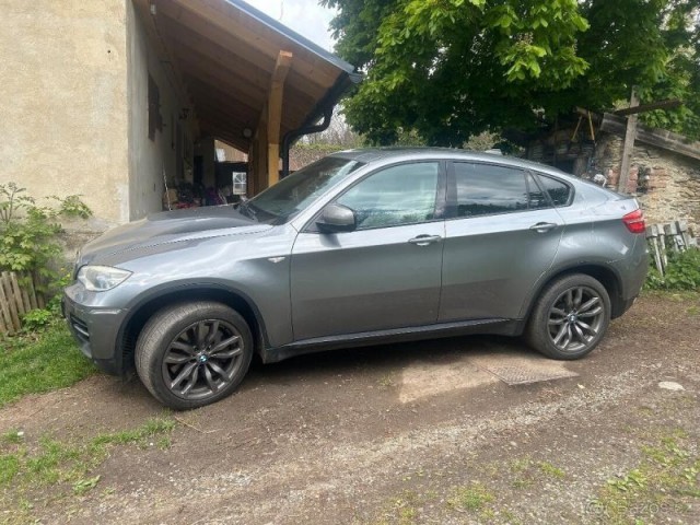 BMW X6 . M50d